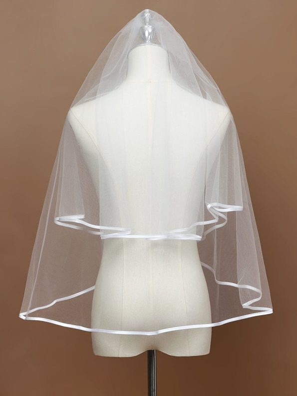 Simple Double-Layered Wedding Veil with Scalloped Edge - Cream