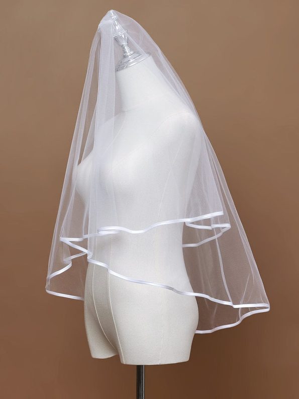 Simple Double-Layered Wedding Veil with Scalloped Edge - White