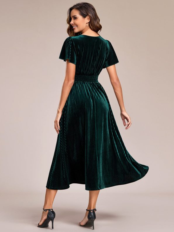 Graceful V-Neck Waist Design Short Sleeves Fall Velvet Midi Wedding Guest Dress - Dark Green