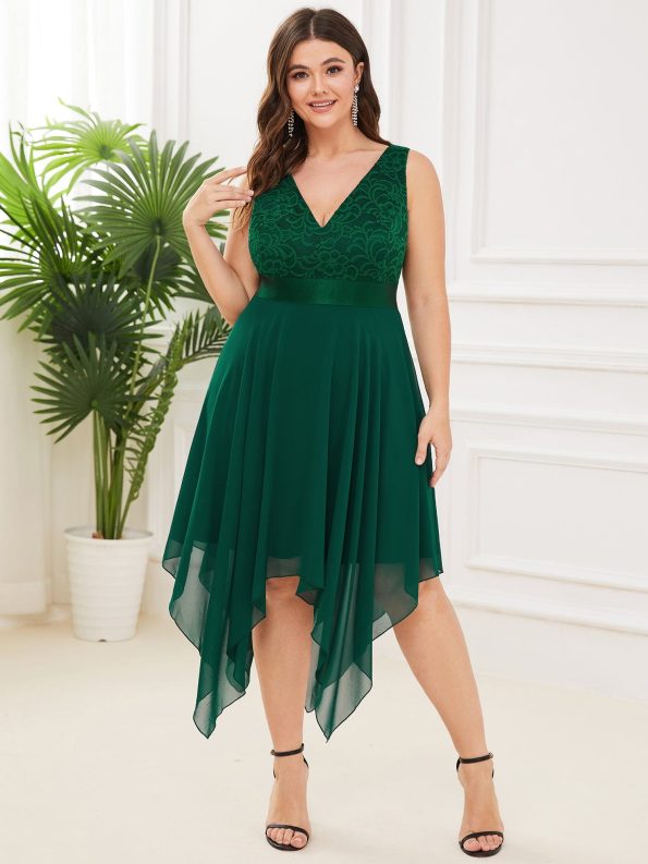 Deep V-Neck Lace Chiffon Bridesmaid Dress with Asymmetrical Hem - Dark Green