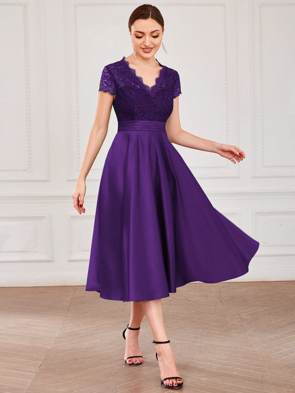 Romantic V-neck Lace Bodice Wedding Guest Dress with Pockets - Dark Purple