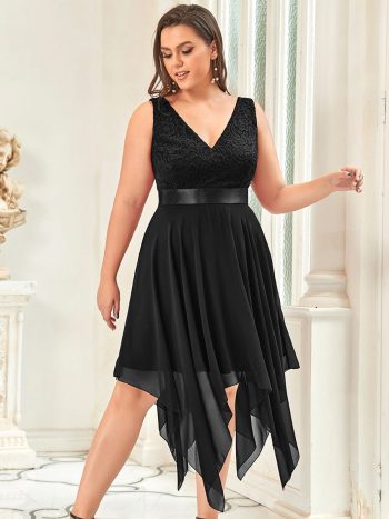 Plus Size Stunning V Neck Prom Lace Dress for Women - Black