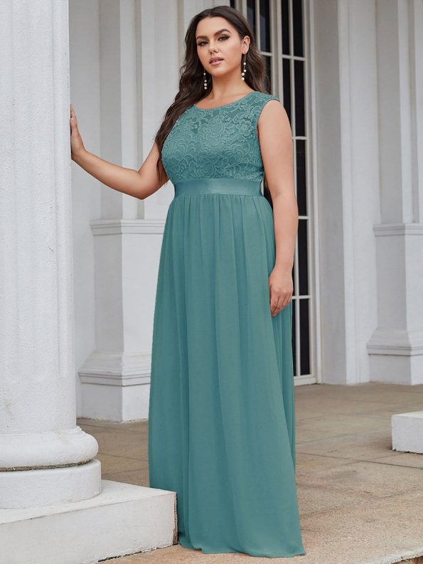 Plus Size Classic Round Neck V Back A-Line Chiffon Bridesmaid Dresses with Lace - Dusty Blue