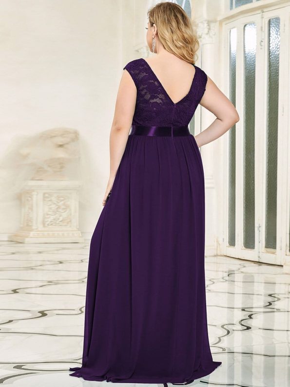 Plus Size Classic Round Neck V Back A-Line Chiffon Bridesmaid Dresses with Lace - Dark Purple