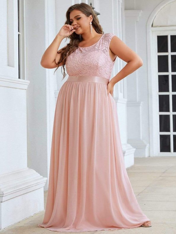 Plus Size Classic Round Neck V Back A-Line Chiffon Bridesmaid Dresses with Lace - Pink