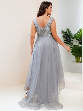 Plus Size High-Low Deep V Neck Tulle Evening Dresses with Sequins - Grey