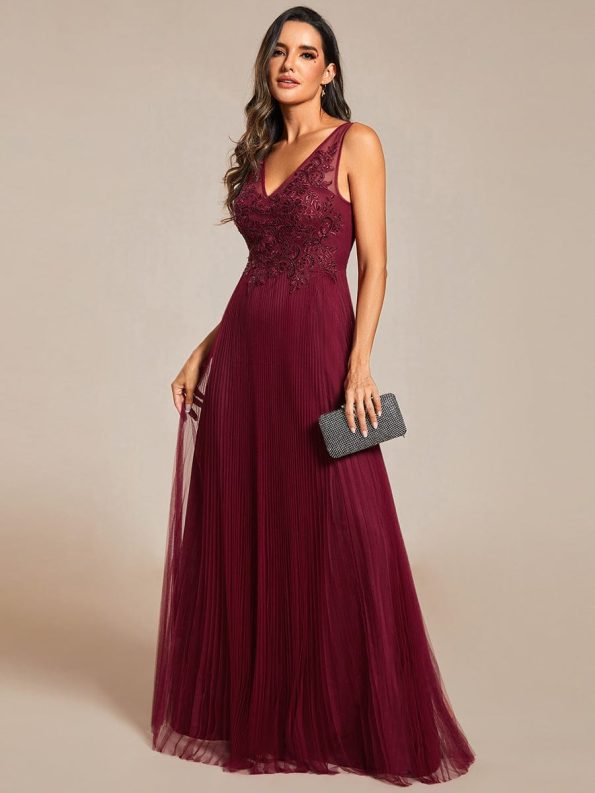 Exquisite Applique Embroidery Bodice Sleeveless A-Line Tulle Evening Dress - Burgundy