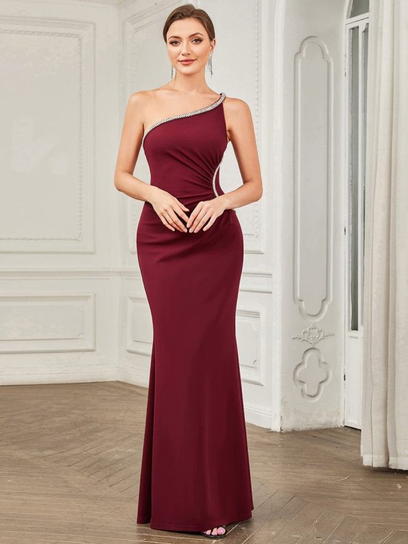 Sleeveless Backless One Shoulder Stretchy Formal Dress with Rhinestone - Burgundy