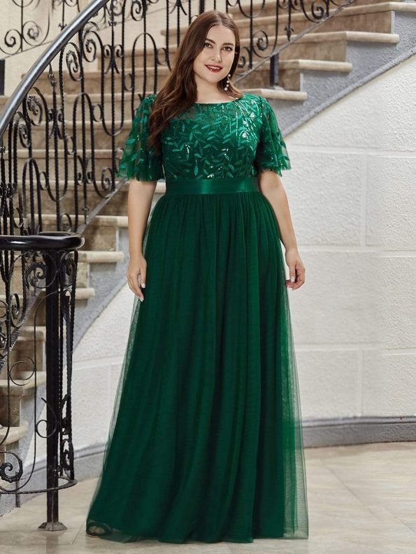 Plus Size Women's Embroidery Evening Dresses with Short Sleeve - Dark Green