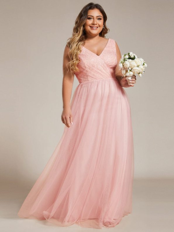 Chic Plus Size Sleeveless V-neck Lace and Tulle Bridesmaid Dress - Pink