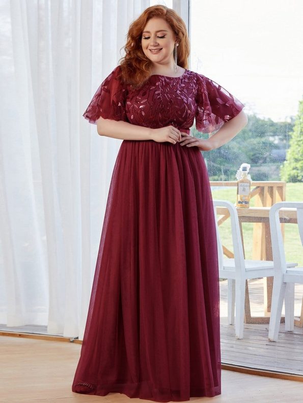 Plus Size Women's Embroidery Evening Dresses with Short Sleeve - Burgundy